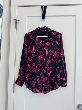 Melanie Lyne Boutique Button-Down Blouse with Pink Avant Garde Print